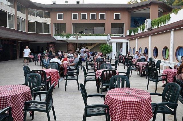 Mcs Oasis Beach Club Konaklı Dış mekan fotoğraf